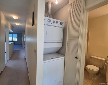 12-29 Diane Place - Photo Thumbnail 11