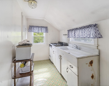 121 Washington Avenue - Photo Thumbnail 4