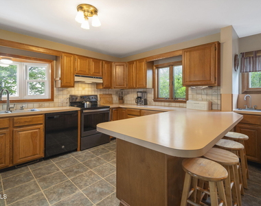 121 Washington Avenue - Photo Thumbnail 10