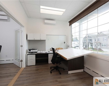 215 Washington Road - Photo Thumbnail 16