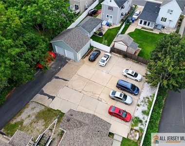 215 Washington Road - Photo Thumbnail 32