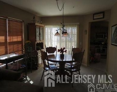 1056 Morning Glory Drive - Photo Thumbnail 3