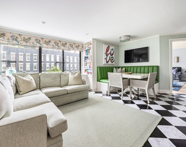 530 E 72nd Street - Photo Thumbnail 10