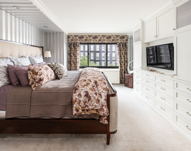 530 E 72nd Street - Photo Thumbnail 8