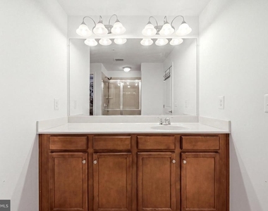 14848 Mason Creek Circle - Photo Thumbnail 23
