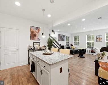 14848 Mason Creek Circle - Photo Thumbnail 11