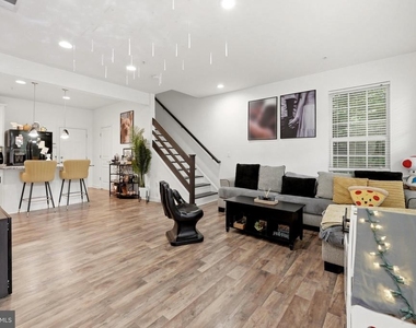 14848 Mason Creek Circle - Photo Thumbnail 5
