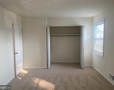 10175 Irongate Way - Photo Thumbnail 20