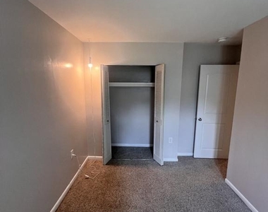 14709 Endsley Turn - Photo Thumbnail 23