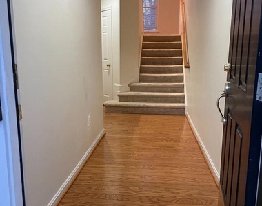18405 Sierra Springs Square - Photo Thumbnail 3
