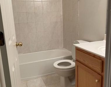 18405 Sierra Springs Square - Photo Thumbnail 37