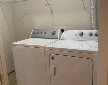 18405 Sierra Springs Square - Photo Thumbnail 21