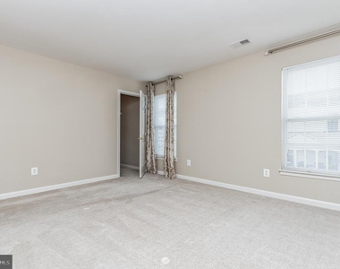20884 Conesus Square - Photo Thumbnail 18