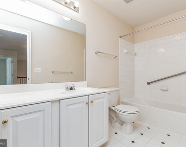 20884 Conesus Square - Photo Thumbnail 19