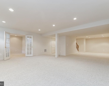 20884 Conesus Square - Photo Thumbnail 22