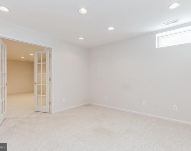 20884 Conesus Square - Photo Thumbnail 23