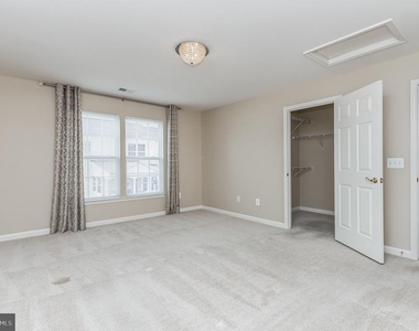 20884 Conesus Square - Photo Thumbnail 17