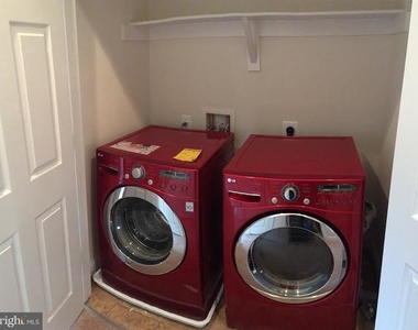 2094 Hutchison Grove Court - Photo Thumbnail 6