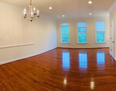 2094 Hutchison Grove Court - Photo Thumbnail 3