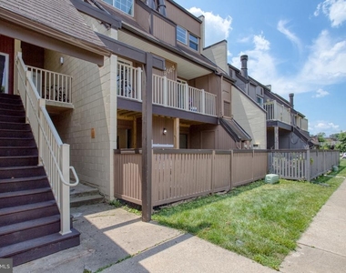 8067 Pantano Place - Photo Thumbnail 2