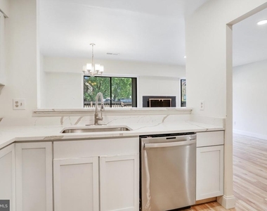 8067 Pantano Place - Photo Thumbnail 20