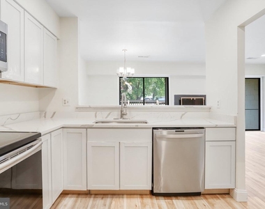 8067 Pantano Place - Photo Thumbnail 19