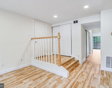 8067 Pantano Place - Photo Thumbnail 15