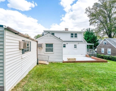 3120 Chepstow Lane - Photo Thumbnail 28
