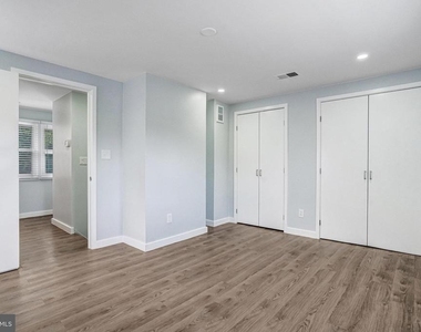 3120 Chepstow Lane - Photo Thumbnail 20