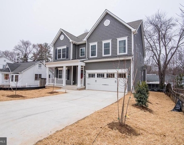 6928 Regent Lane - Photo Thumbnail 82