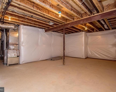 6928 Regent Lane - Photo Thumbnail 78