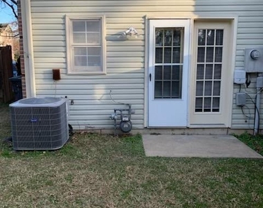 7834 Liberty Springs Circle - Photo Thumbnail 2