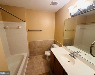 2527 Banshire Drive - Photo Thumbnail 25