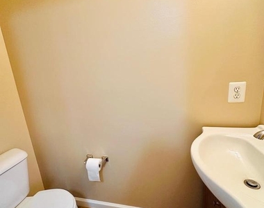 2527 Banshire Drive - Photo Thumbnail 28