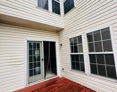 2527 Banshire Drive - Photo Thumbnail 32