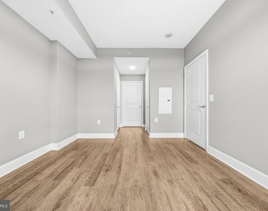 3600 S Glebe Road - Photo Thumbnail 17