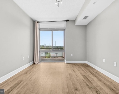 3600 S Glebe Road - Photo Thumbnail 15