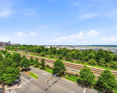 3600 S Glebe Road - Photo Thumbnail 35