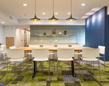 42 S 15th Street - Photo Thumbnail 31