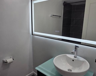 1701 Scotchbrook Drive - Photo Thumbnail 16