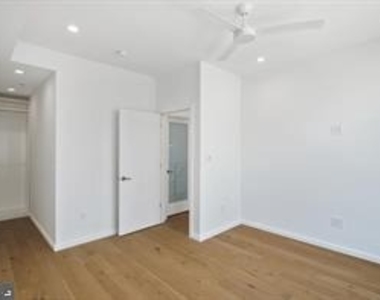1331 S Bancroft Street - Photo Thumbnail 17
