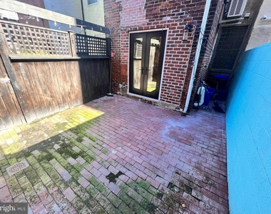 924 Catharine Street - Photo Thumbnail 9