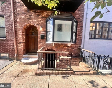 924 Catharine Street - Photo Thumbnail 1