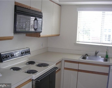443 Brown Briar Circle - Photo Thumbnail 1