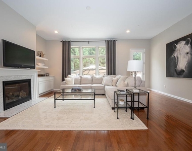9 Treyburn Drive - Photo Thumbnail 12