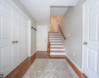 9 Treyburn Drive - Photo Thumbnail 5