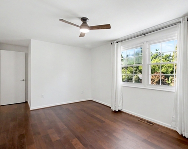 12636 Heming Lane - Photo Thumbnail 31