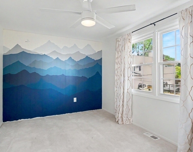 12636 Heming Lane - Photo Thumbnail 32