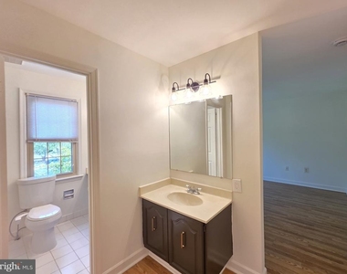 5814 Tudor Lane - Photo Thumbnail 17