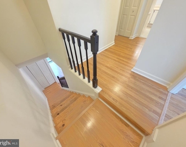 5814 Tudor Lane - Photo Thumbnail 12